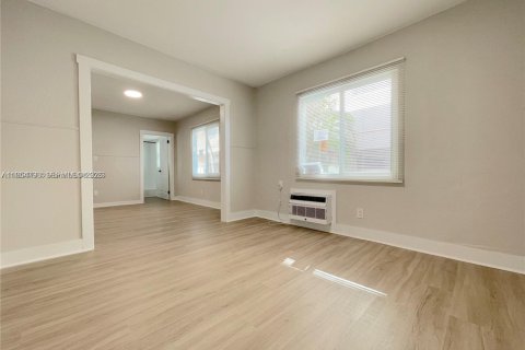 Apartment in Hollywood, Florida 1 bedroom, 51.1 sq.m. № 2009276 - photo 7