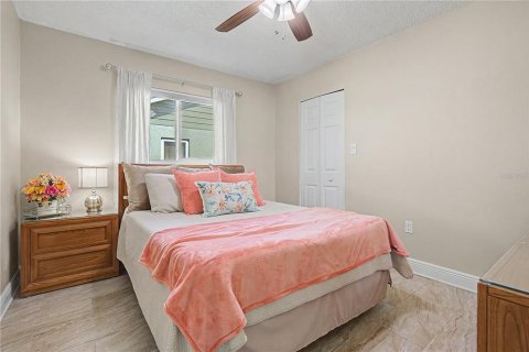 Villa ou maison à vendre à New Port Richey, Floride: 2 chambres, 138.42 m2 № 2225520 - photo 19