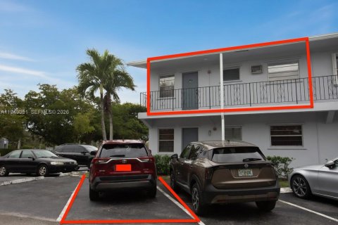 Condominio en venta en Pembroke Pines, Florida, 2 dormitorios, 62.24 m2 № 2006550 - foto 29