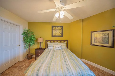 Condominio en venta en Daytona Beach Shores, Florida, 2 dormitorios, 155.52 m2 № 2135965 - foto 22