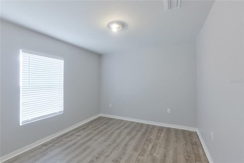 Villa ou maison à louer à Cape Coral, Floride: 4 chambres, 153.29 m2 № 2115360 - photo 13