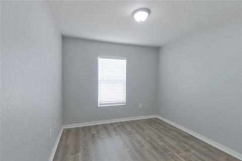 Villa ou maison à louer à Cape Coral, Floride: 4 chambres, 153.29 m2 № 2115360 - photo 11