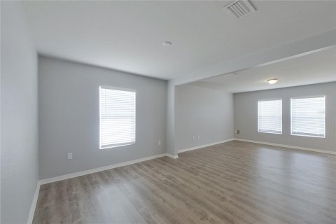 Villa ou maison à louer à Cape Coral, Floride: 4 chambres, 153.29 m2 № 2115360 - photo 3