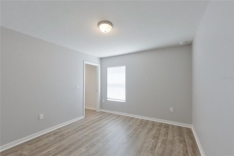 Villa ou maison à louer à Cape Coral, Floride: 4 chambres, 153.29 m2 № 2115360 - photo 19