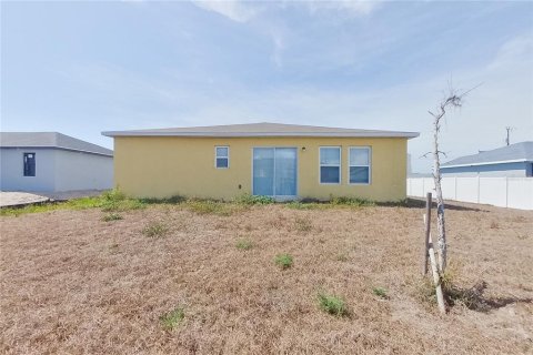 Villa ou maison à louer à Cape Coral, Floride: 4 chambres, 153.29 m2 № 2115360 - photo 22