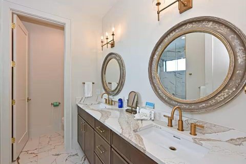 Villa ou maison à vendre à Bradenton Beach, Floride: 4 chambres, 297.38 m2 № 2166750 - photo 16