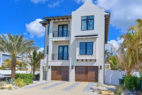 Villa ou maison à vendre à Bradenton Beach, Floride: 4 chambres, 297.38 m2 № 2166750 - photo 2