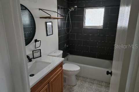 Villa ou maison à vendre à New Port Richey, Floride: 4 chambres, 144.93 m2 № 2413426 - photo 7