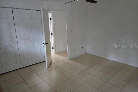 Villa ou maison à vendre à New Port Richey, Floride: 4 chambres, 144.93 m2 № 2413426 - photo 9
