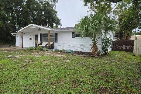 Villa ou maison à New Port Richey, Floride 4 chambres, 144.93 m2 № 2413426