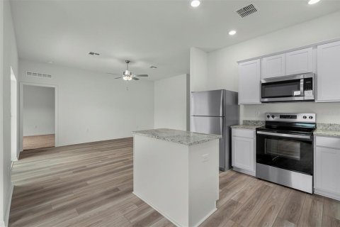 Casa en venta en Astatula, Florida, 3 dormitorios, 130.16 m2 № 1915377 - foto 4