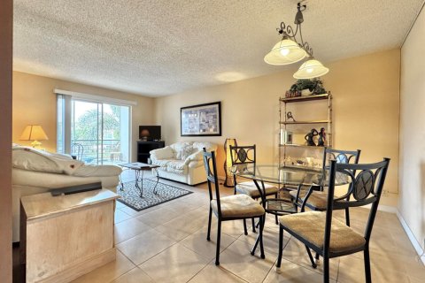 Condo in Boynton Beach, Florida, 1 bedroom  № 2250496