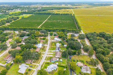 Dúplex en venta en Lake Wales, Florida, 4 dormitorios, 165.55 m2 № 2377777 - foto 28