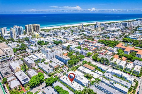 Снять в аренду кондоминиум в Майами-Бич, Флорида 1 спальня, 48.31м2, № 1928206 - фото 2