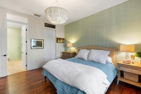 Купить кондоминиум в Сарасота, Флорида 6 комнат, 177.63м2, № 1530104 - фото 28