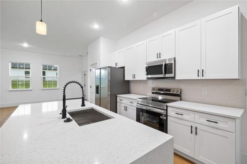 Villa ou maison à vendre à Ocala, Floride: 4 chambres, 176.14 m2 № 2291184 - photo 8