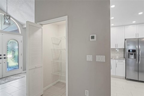 Casa en venta en Spring Hill, Florida, 3 dormitorios, 206.8 m2 № 1908360 - foto 21