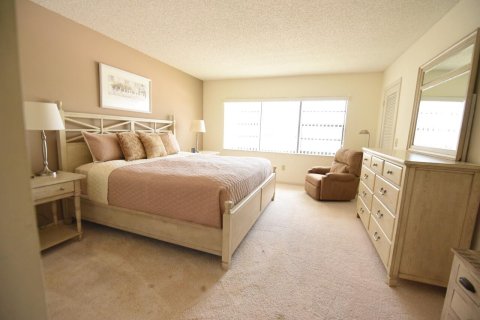 Condo in Boynton Beach, Florida, 2 bedrooms  № 2175858 - photo 23