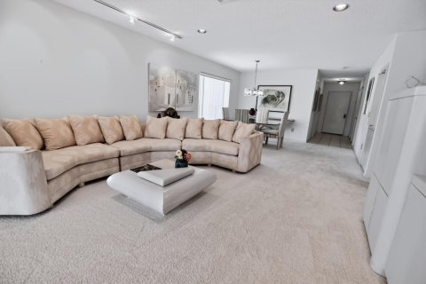 Condo in Boynton Beach, Florida, 2 bedrooms  № 2175858 - photo 7