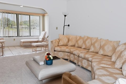Condo in Boynton Beach, Florida, 2 bedrooms  № 2175858 - photo 8