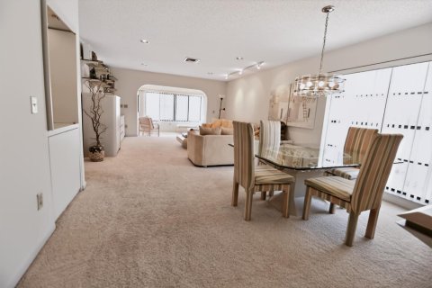 Condo in Boynton Beach, Florida, 2 bedrooms  № 2175858 - photo 9
