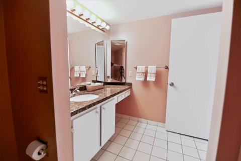 Condo in Boynton Beach, Florida, 2 bedrooms  № 2175858 - photo 16