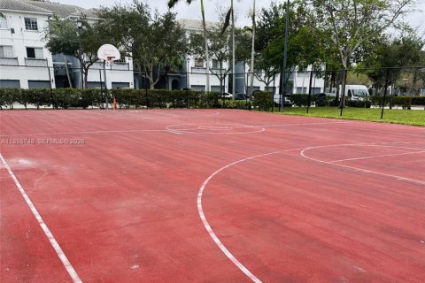 Townhouse in Lauderhill, Florida 3 bedrooms, 117.06 sq.m. № 1877969 - photo 23