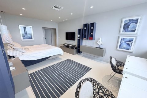 Снять в аренду кондоминиум в Бэл-Харбор, Флорида 2 спальни, 145.67м2, № 2077419 - фото 12