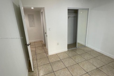 Купить виллу или дом в Майами, Флорида 3 спальни, 112.41м2, № 1958060 - фото 28