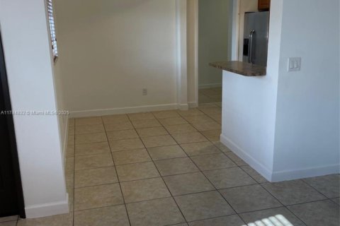 Купить виллу или дом в Майами, Флорида 3 спальни, 112.41м2, № 1958060 - фото 6