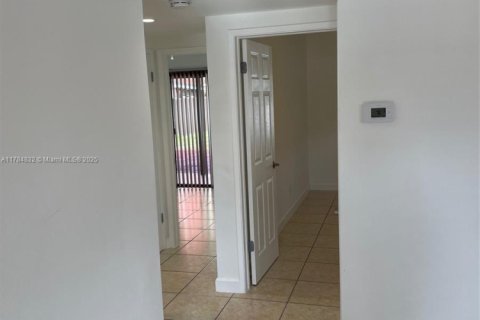 Купить виллу или дом в Майами, Флорида 3 спальни, 112.41м2, № 1958060 - фото 7