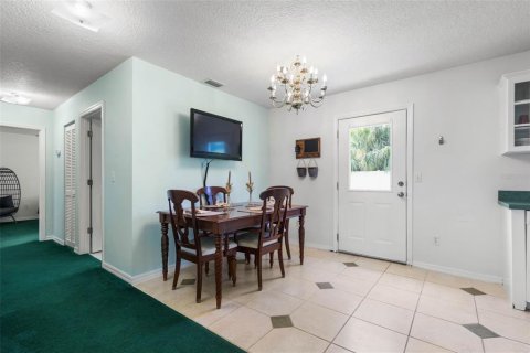 House in Palm Coast, Florida 3 bedrooms, 96.15 sq.m. № 1856770 - photo 8