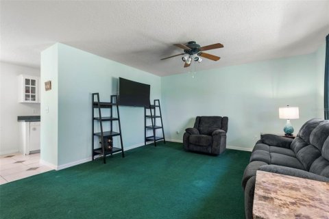 House in Palm Coast, Florida 3 bedrooms, 96.15 sq.m. № 1856770 - photo 5