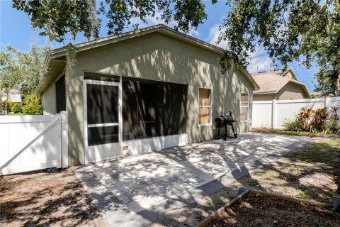 House in Riverview, Florida 3 bedrooms, 120.22 sq.m. № 1894669 - photo 28