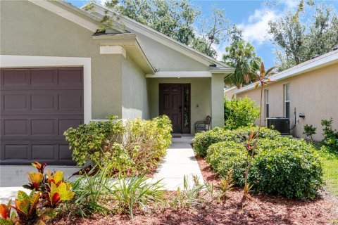 House in Riverview, Florida 3 bedrooms, 120.22 sq.m. № 1894669 - photo 3