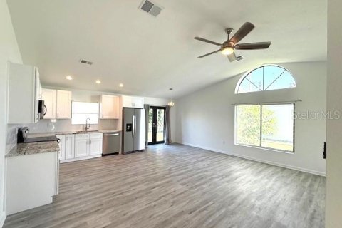 Villa ou maison à louer à Sarasota, Floride: 2 chambres, 96.25 m2 № 1895197 - photo 5