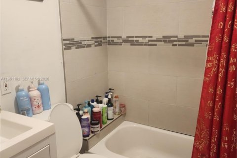 Купить виллу или дом в Майами, Флорида 3 спальни, 125.7м2, № 2022030 - фото 10