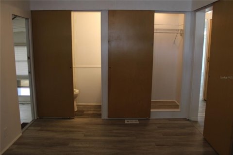 Apartamento en alquiler en Bradenton, Florida, 2 dormitorios, 95.22 m2 № 2283828 - foto 13