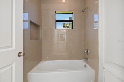 Villa ou maison à vendre à Port Charlotte, Floride: 3 chambres, 155.89 m2 № 2142951 - photo 30