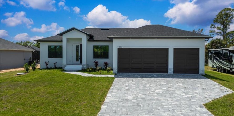 Villa ou maison à Port Charlotte, Floride 3 chambres, 155.89 m2 № 2142951