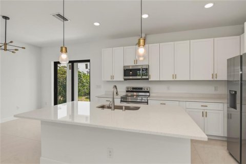 Villa ou maison à vendre à Port Charlotte, Floride: 3 chambres, 155.89 m2 № 2142951 - photo 14