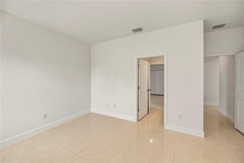 Villa ou maison à vendre à Port Charlotte, Floride: 3 chambres, 155.89 m2 № 2142951 - photo 28
