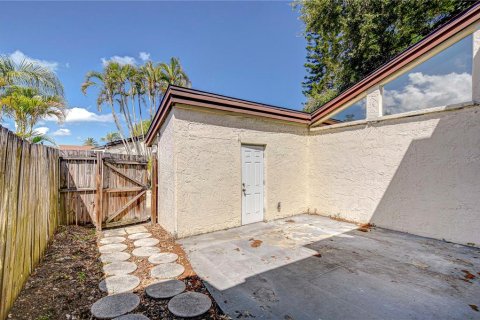 Condo in Clearwater, Florida, 3 bedrooms  № 1642595 - photo 8