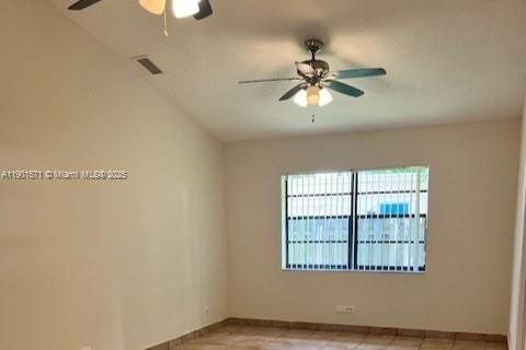 Villa ou maison à vendre à Homestead, Floride: 4 chambres, 143.81 m2 № 1966260 - photo 6