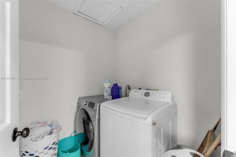 Villa ou maison à vendre à Homestead, Floride: 4 chambres, 143.81 m2 № 1966260 - photo 16