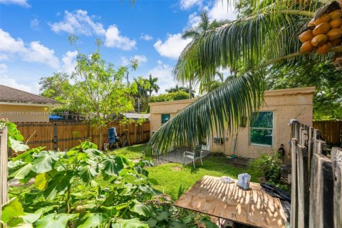 Villa ou maison à vendre à Homestead, Floride: 4 chambres, 143.81 m2 № 1966260 - photo 2