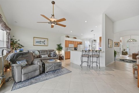 House in Riverview, Florida 3 bedrooms, 189.71 sq.m. № 2413435 - photo 15