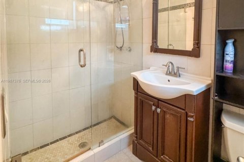 Casa en alquiler en Hollywood, Florida, 3 dormitorios, 149.94 m2 № 2051791 - foto 10