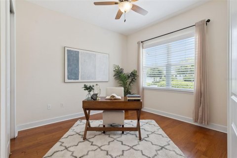 House in DeLand, Florida 3 bedrooms, 168.43 sq.m. № 2283476 - photo 4