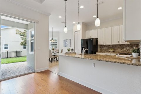 House in DeLand, Florida 3 bedrooms, 168.43 sq.m. № 2283476 - photo 12